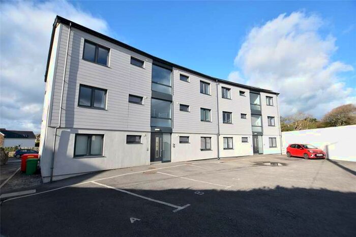 2 Bedroom House To Rent In Flexbury Park, Bude, EX23