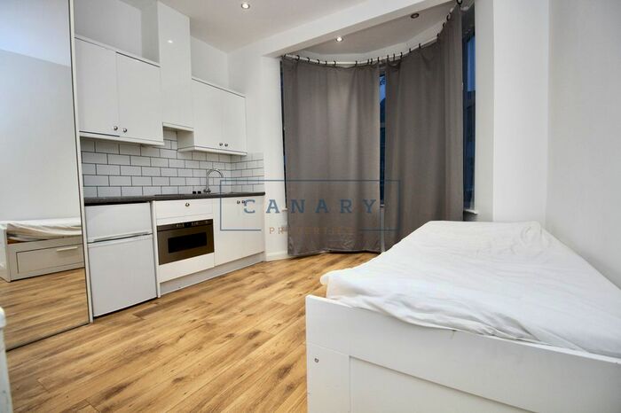 Studio To Rent In Rosebank Avenue, Sudbury Hill, Middlesex, HA0