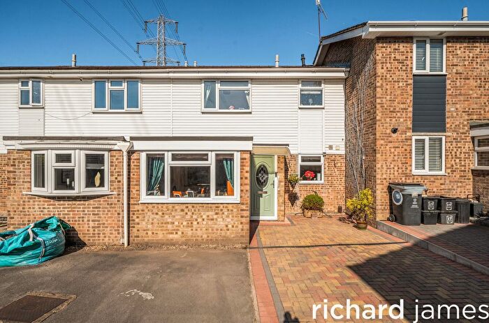 3 Bedroom Terraced House For Sale In Brookdene, Haydon Wick, Swindon, SN25