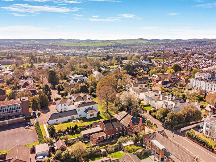 5 Bedroom Semi-Detached House For Sale In St. Leonards, Exeter, EX2
