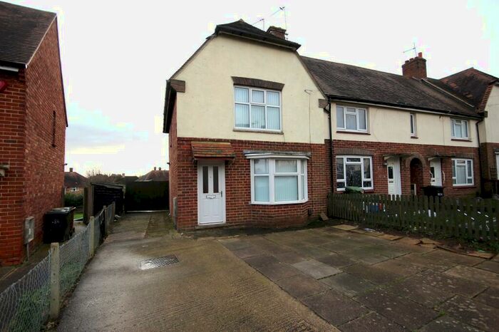 3 Bedroom End Of Terrace House To Rent In Jubilee Crescent, Wellingborough, Northamptonshire., NN8