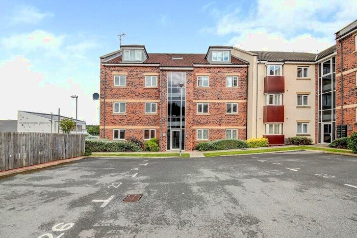 2 Bedroom Flat To Rent In Ford Lodge, South Hylton, Sunderland, Tyne And Wear, SR4