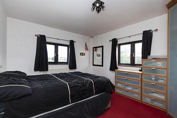 6 Bedroom Detached House For Sale In Westfield Lane, Emley, Huddersfield, HD8