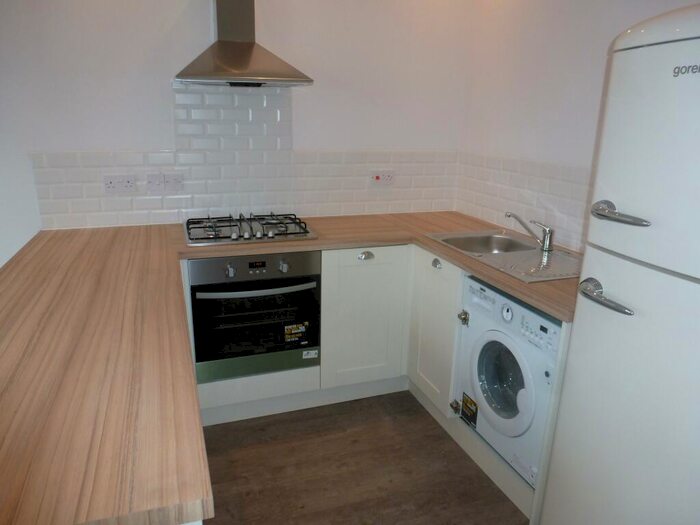 2 Bedroom Flat To Rent In Warwick Street, Leamington Spa, CV32