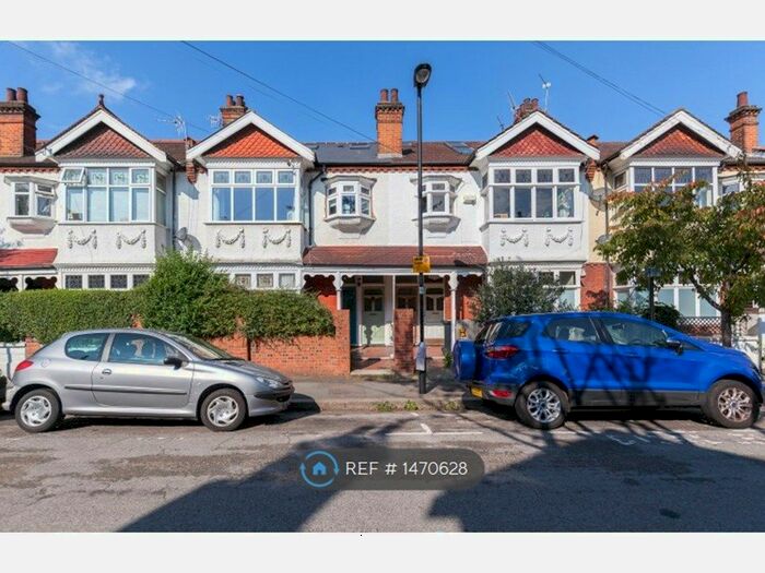 5 Bedroom Maisonette To Rent In Beverstone Road, London, SW2