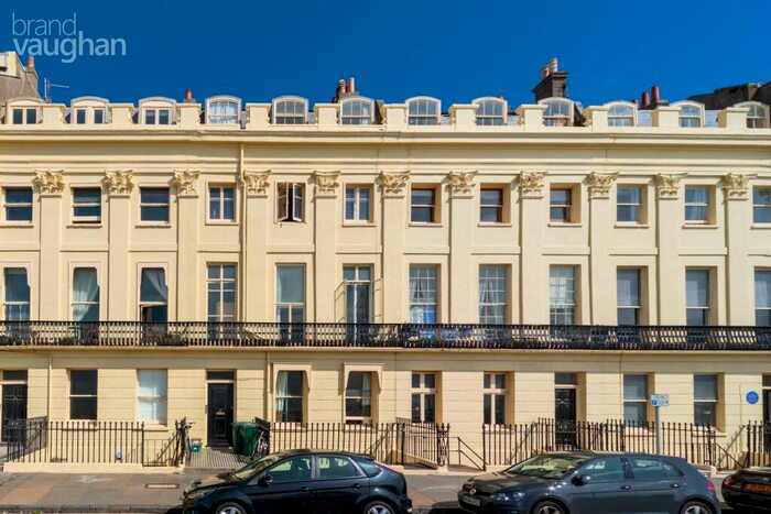 1 Bedroom Flat To Rent In Brunswick Terrace, Hove, East Sussex, BN3