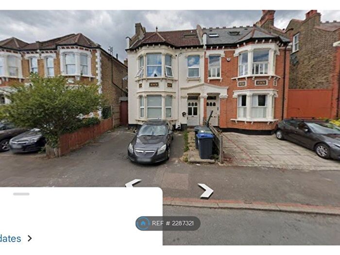1 Bedroom Flat To Rent In Venner Road, London, SE26