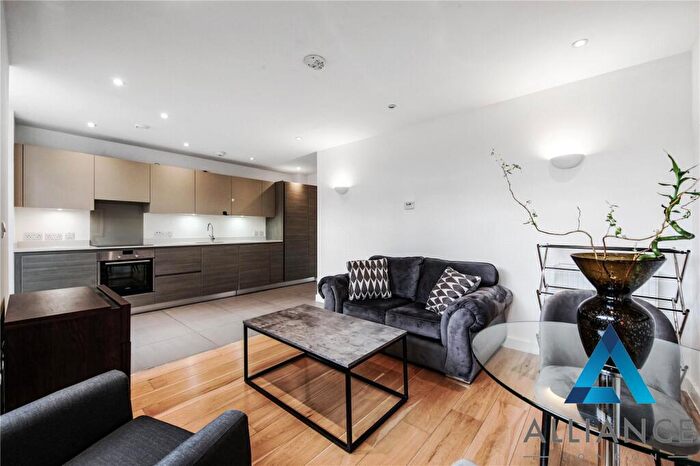 1 Bedroom Apartment To Rent In Sewardstone Road, London, E2