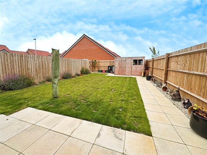 2 Bedroom Bungalow For Sale In Parkgate Corner, Little Clacton, Clacton-on-Sea, CO16