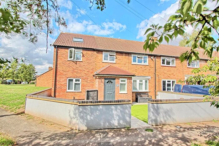 4 Bedroom End Of Terrace House For Sale In The Homesteads - Hunsdon - Chain Free, SG12