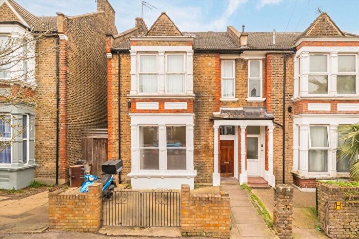 2 Bedroom Flat To Rent In Bramshill Road, Willesden, NW10