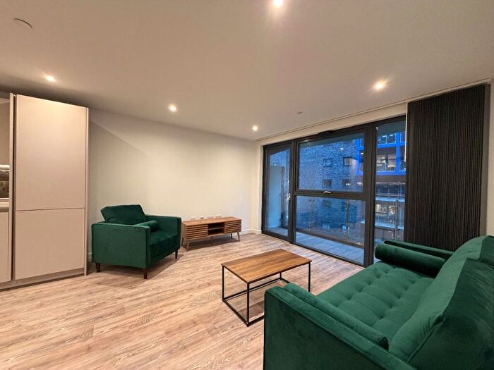 2 Bedroom Apartment To Rent In Wilson Building, Potato Wharf, M3