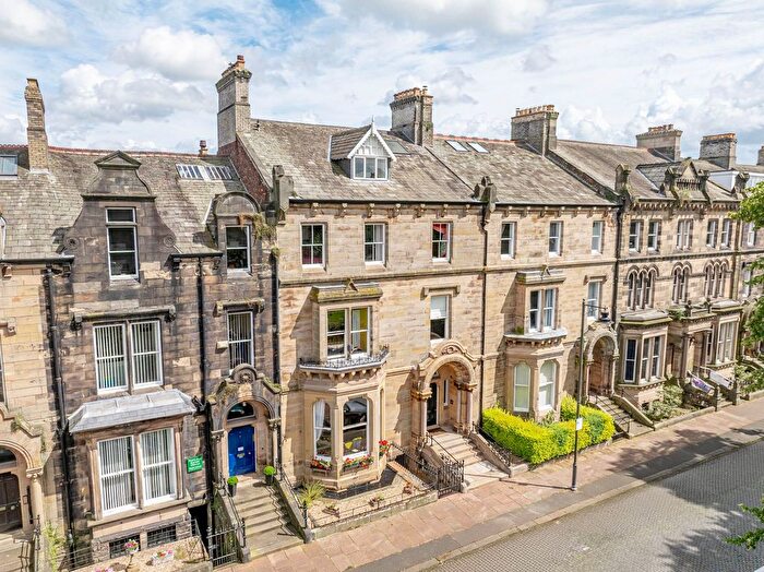 5 Bedroom Town House To Rent In Portland Square, Carlisle, CA1