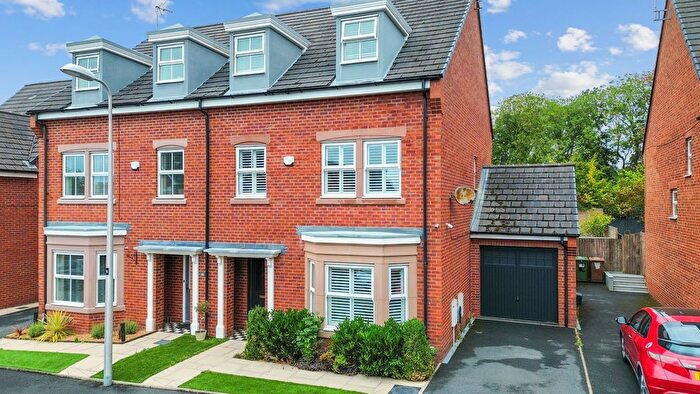 5 Bedroom Semi Detached House For Sale In St. Thomas Close, Windle, WA10