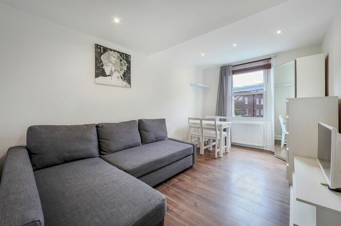 1 Bedroom Flat To Rent In Cleveland Street, London, Fitzrovia, W1T
