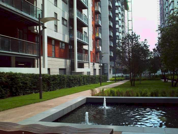 2 Bedroom Flat To Rent In Hornbeam Way, The Green Quarter, M4