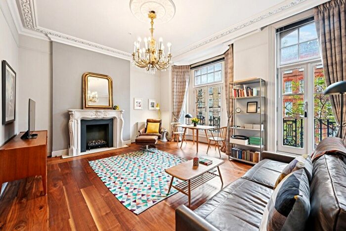 1 Bedroom Flat For Sale In Oakley Street, London, SW3