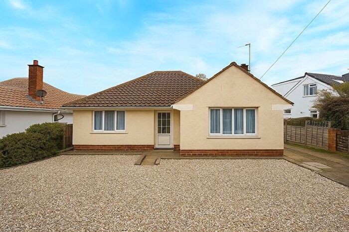 2 Bedroom Bungalow For Sale In Longmeadow Drive, Dinas Powys, The Vale Of Glamorgan., CF64