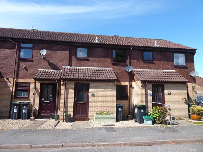 3 Bedroom Terraced House To Rent In Old Farm Gardens, Blandford Forum, DT11