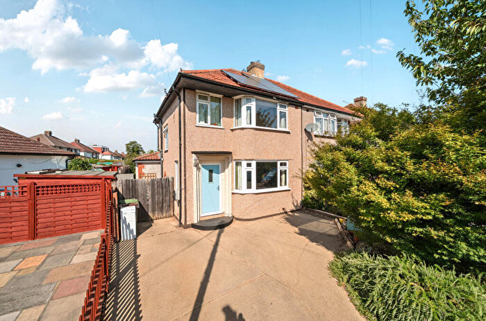 3 Bedroom Semi-Detached House For Sale In Lodge Crescent, Orpington, BR6