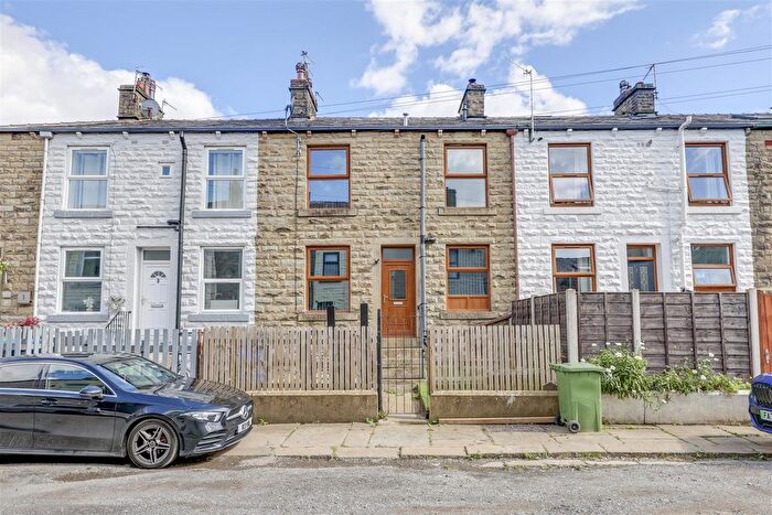 2 Bedroom Terraced House To Rent In Waterbarn Lane, Stacksteads, Rossendale, OL13
