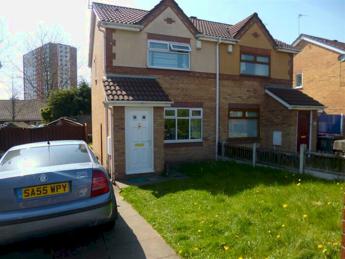 2 Bedroom Semi-Detached House To Rent In Windmill Avenue, Salford, M5