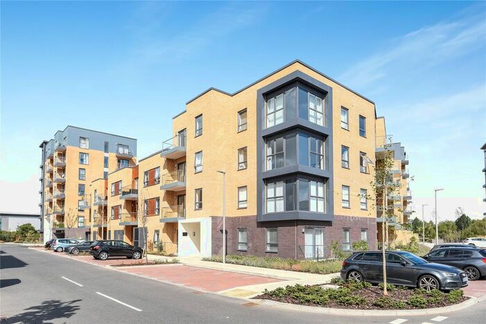 1 Bedroom Flat To Rent In Peregrine House, Bedwyn Mews, Reading, RG2