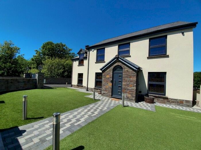 4 Bedroom Detached House To Rent In Rhyddwen Road, Craig-Cefn-Parc, Swansea, City And County Of Swansea., SA6