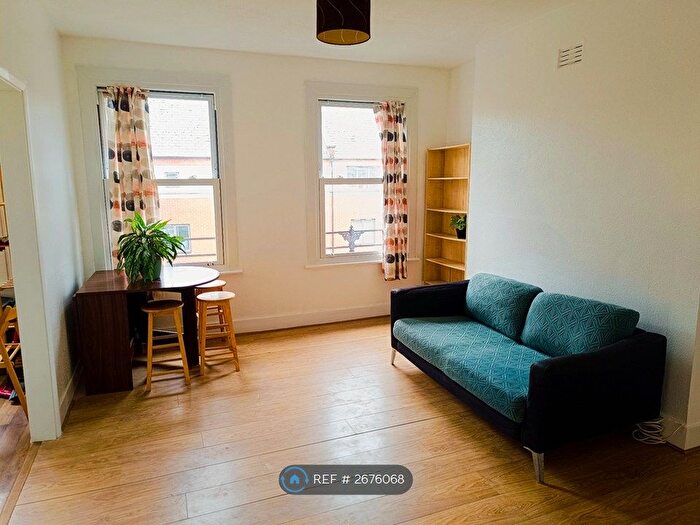 1 Bedroom Flat To Rent In Manor Gardens, London, N7