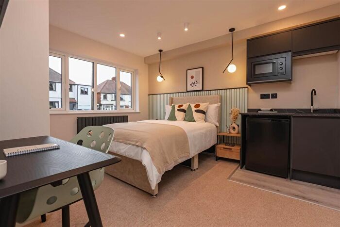 1 Bedroom House To Rent In Lockwood Road, Birmingham, B31
