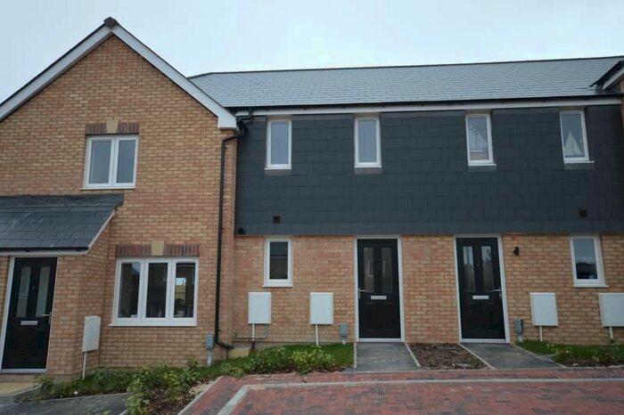 2 Bedroom Property To Rent In Bickland View, Falmouth, TR11