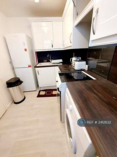 1 Bedroom Flat To Rent In Limefield Court, Limefield Road, Salford, M7