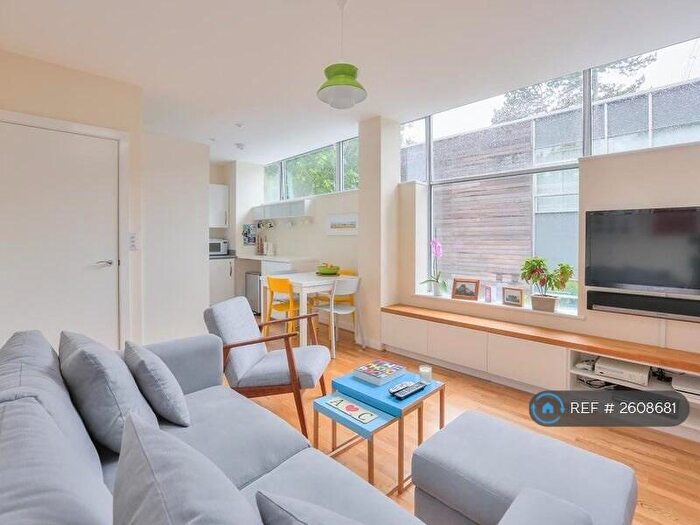 1 Bedroom Flat To Rent In St. Albans, St. Albans, AL1