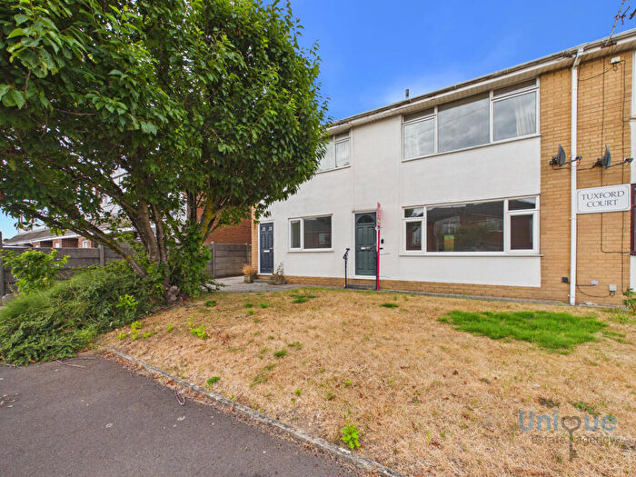 2 Bedroom Apartment For Sale In Tuxford Road, Lytham St. Annes, FY8