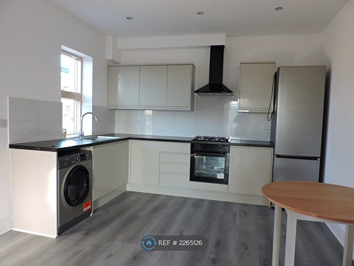 1 Bedroom Flat To Rent In Tanner St, Barking, IG11