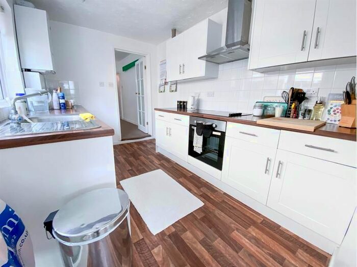 2 Bedroom Terraced House To Rent In Gosbrook Road, Caversham, Reading RG4