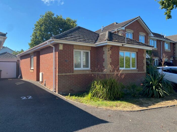 3 Bedroom Detached Bungalow To Rent In Markham Close, Bournemouth, BH10