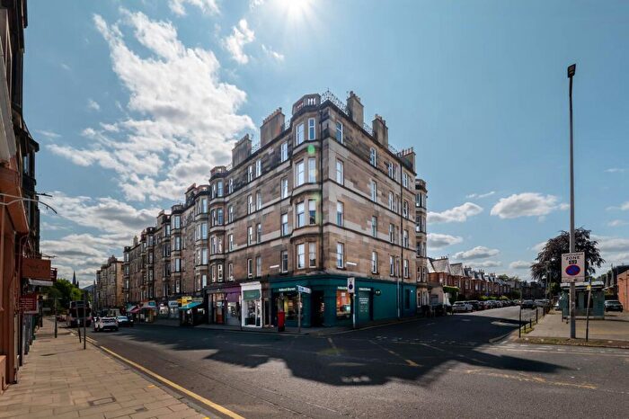 3 Bedroom Flat For Sale In Morningside Road, Edinburgh, EH10