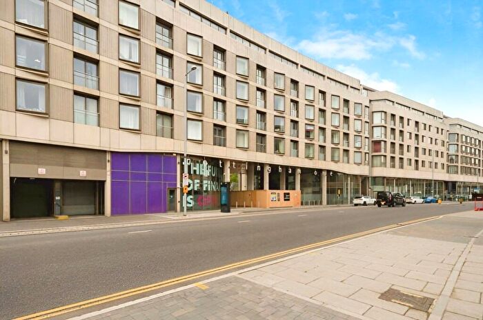 2 Bedroom Apartment For Sale In Canal Street, Nottingham, Nottinghamshire, NG1