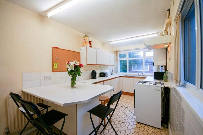 4 Bedroom Property To Rent In Langleys Road, Selly Oak, Birmingham, B29