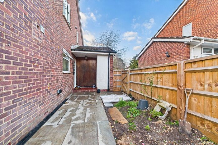 2 Bedroom Maisonette To Rent In Aldebury Road, Maidenhead, Berkshire, SL6