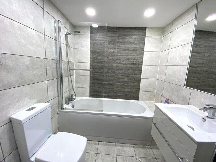 1 Bedroom Apartment To Rent In Solihull Heights, Birmingham, B26