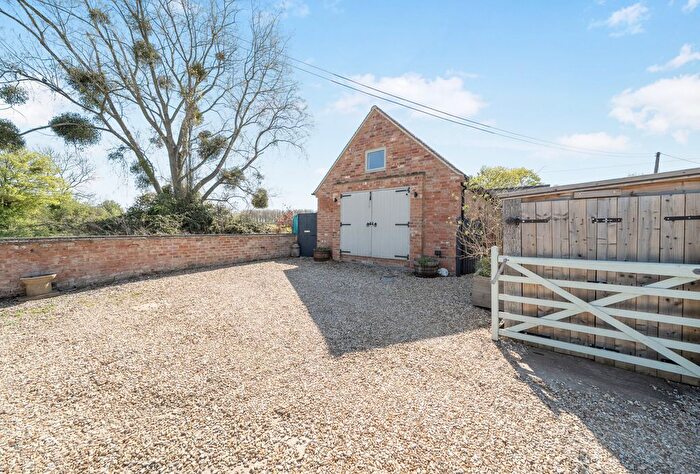 2 Bedroom Bungalow For Sale In Stoke Road, Stoke Orchard, Cheltenham, Gloucestershire, GL52