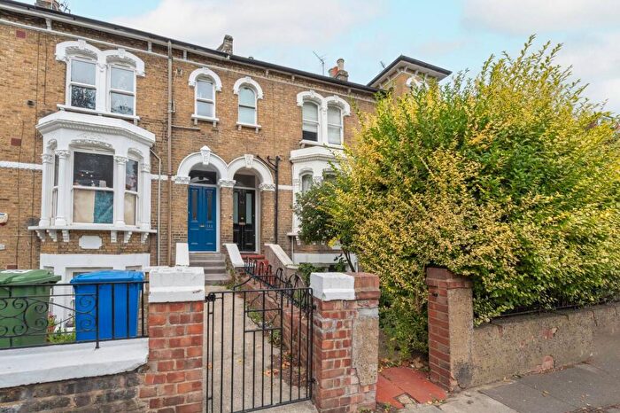 4 Bedroom Semi-Detached House For Sale In Barry Road, East Dulwich, London, SE22