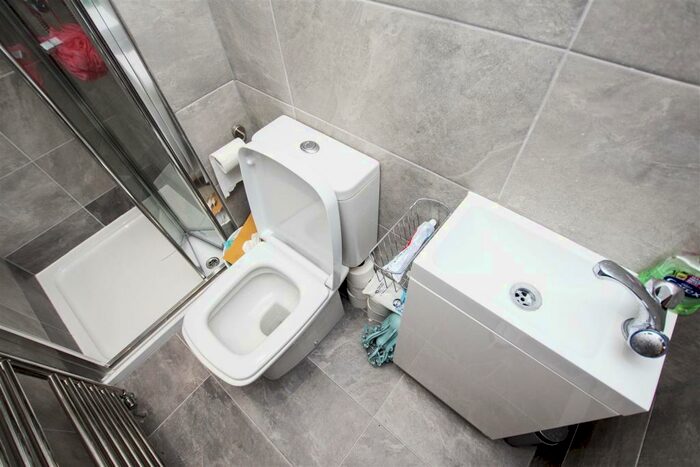 5 Bedroom House To Rent In Heeley Road, Birmingham, B29