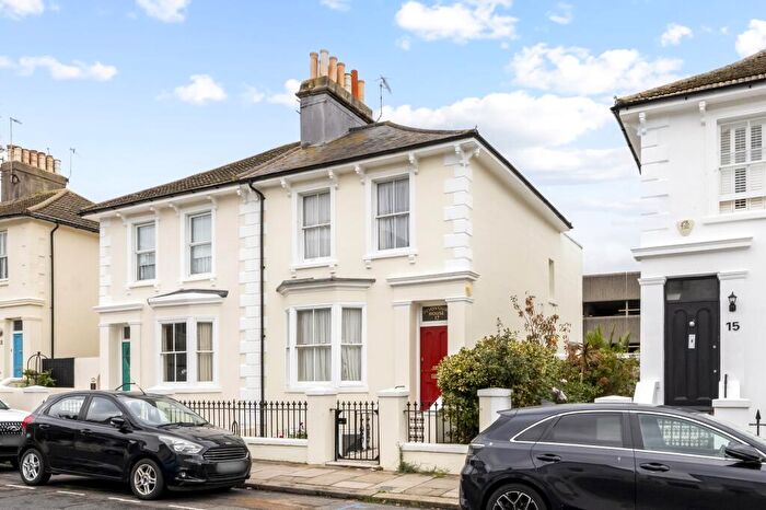 4 Bedroom Semi-Detached House For Sale In Hova Villas, Hove, Brighton & Hove, BN3