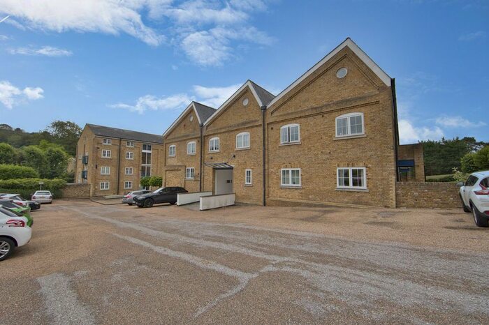 2 Bedroom Flat To Rent In Mill Race, River, Dover, CT17