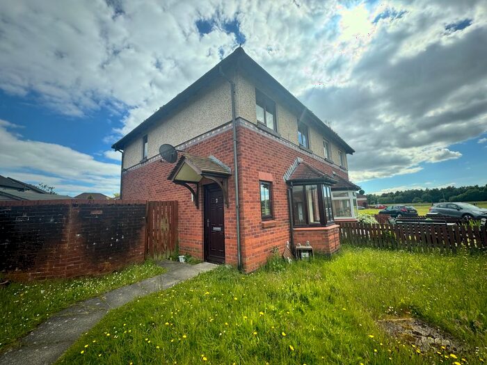 3 Bedroom Semi-Detached House For Sale In Killoch Way, Paisley, PA3