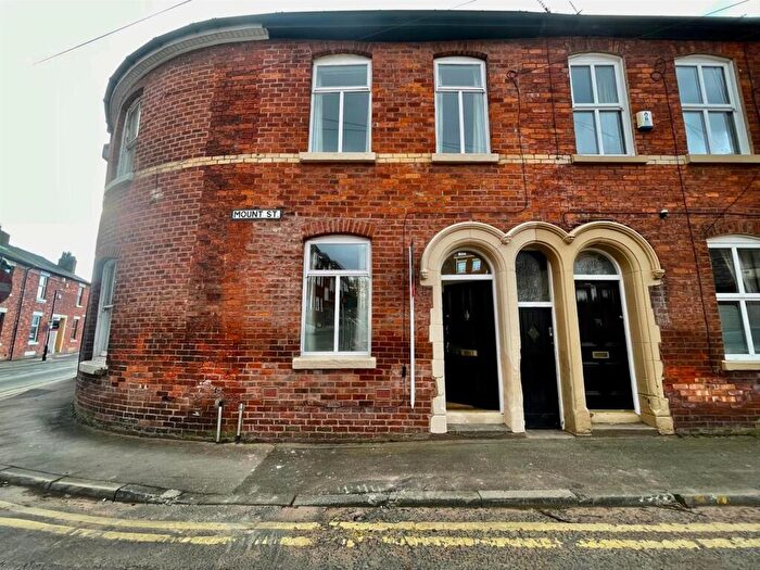 3 Bedroom House To Rent In Mount Street, Preston, PR1