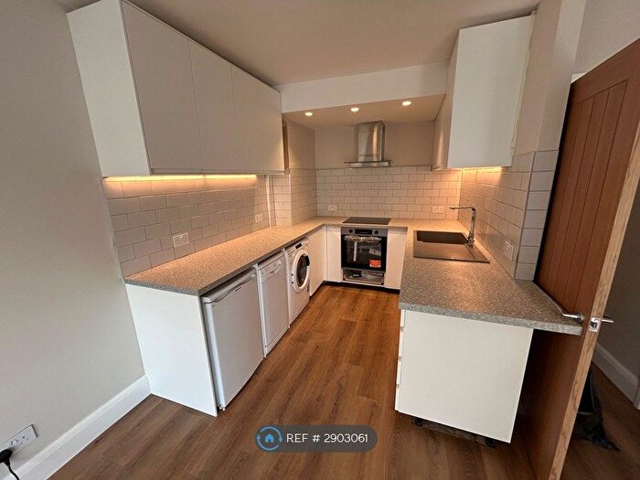 1 Bedroom Flat To Rent In Clifton, Bristol, BS8